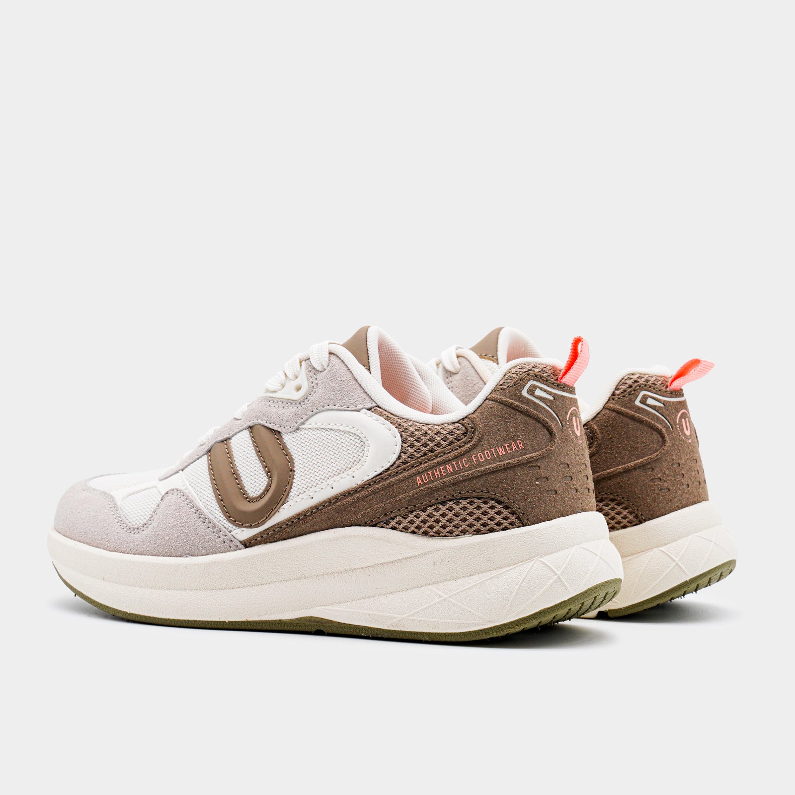 Urban Lifestyle Women's Sneakers UM284
