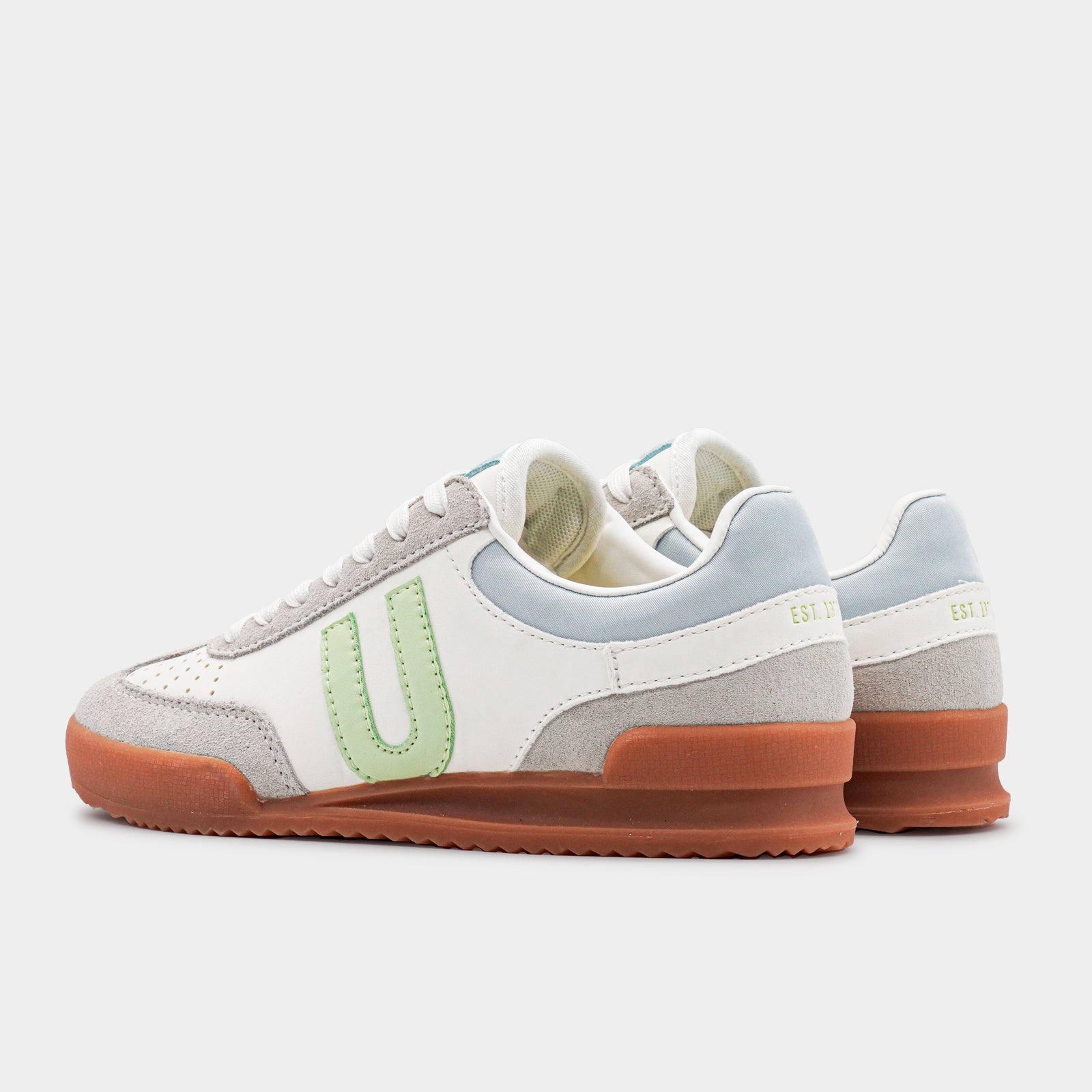 Urban Classic Women's Sneakers UM177