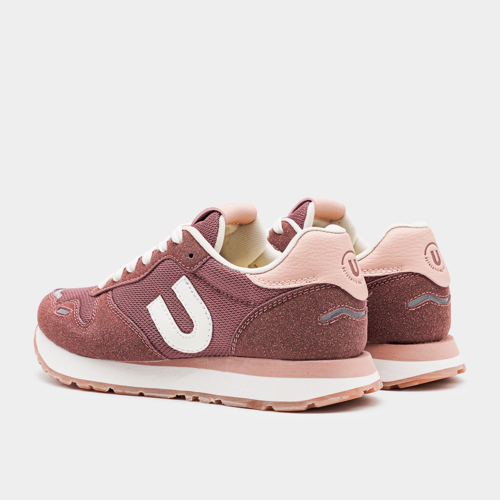 Urban Lifestyle Women's Sneakers UM282